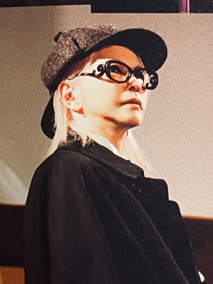 極稀少カラー個体 PRADA HYDE着 同型同色 バロック メガネ サングラス