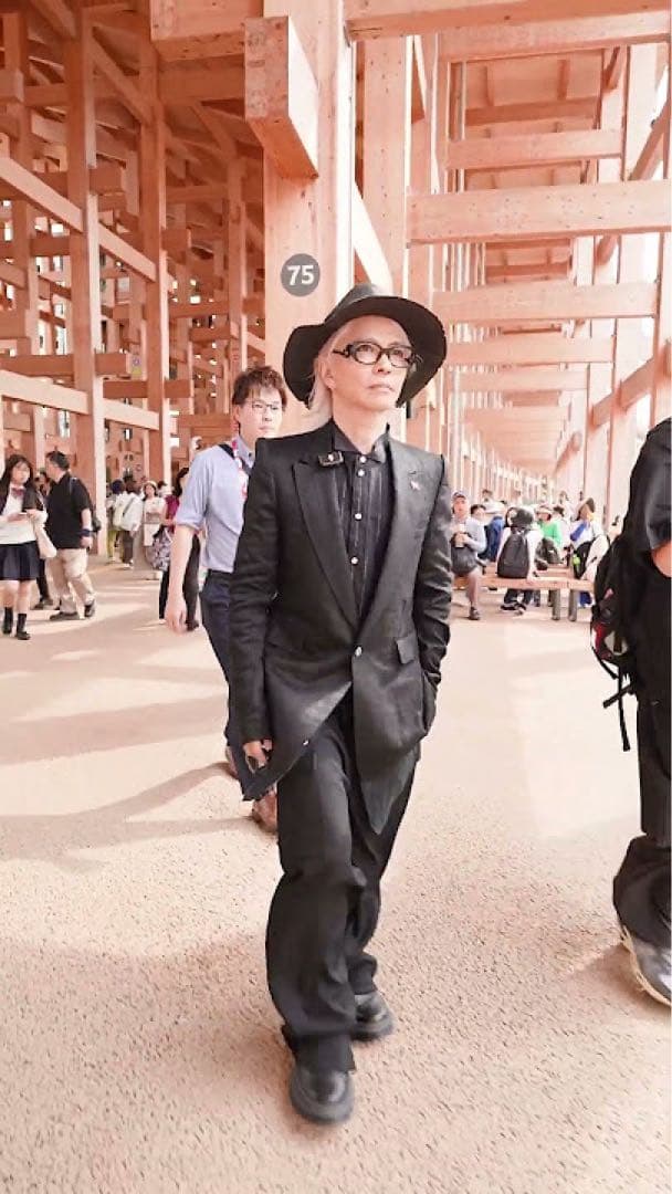 極稀少カラー個体 PRADA HYDE着 同型同色 バロック メガネ サングラス