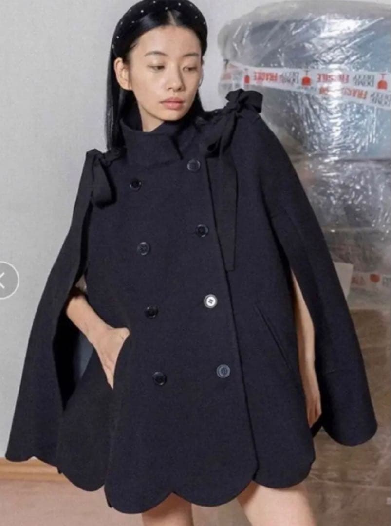 Bibiy MELINDA CAPEポンチョ　マント　ケープコート　ブラック