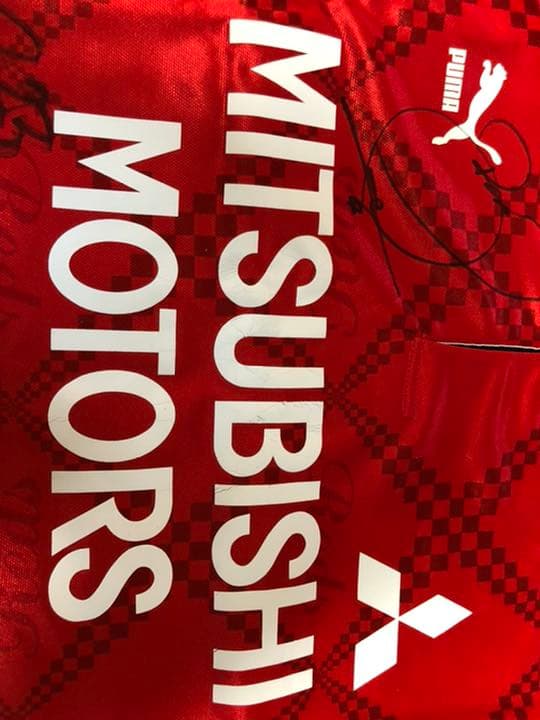 超レア　浦和レッズ　ユニフォーム　サイン