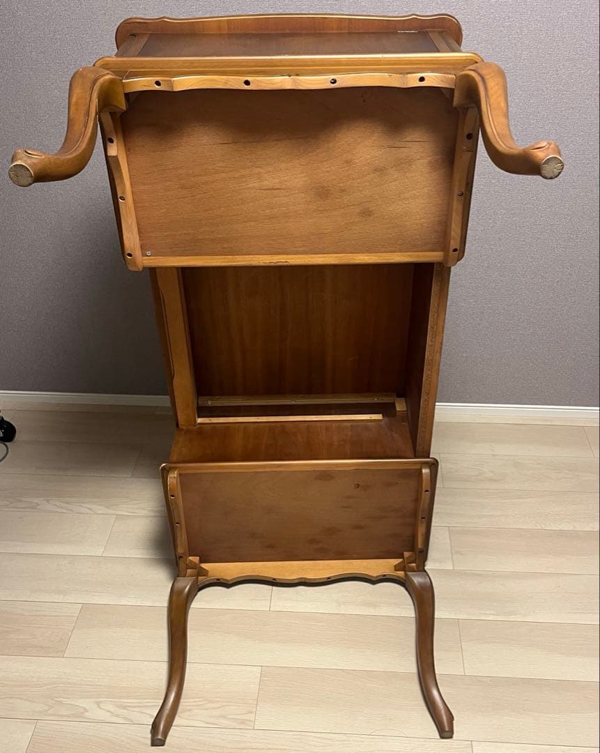 【送料無料】カリモクkarimoku 「ネオクラシック」 両袖デスク　書斎　猫脚