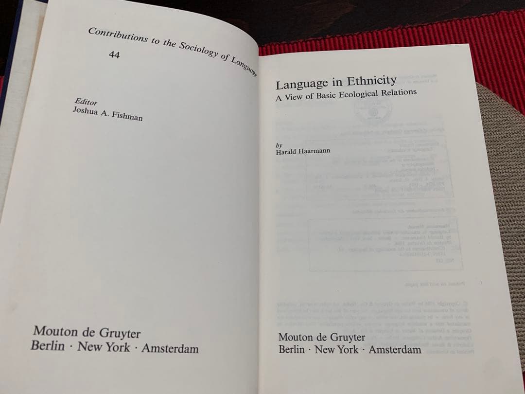 洋書 Language in Ethnicity by Harald Haarmann