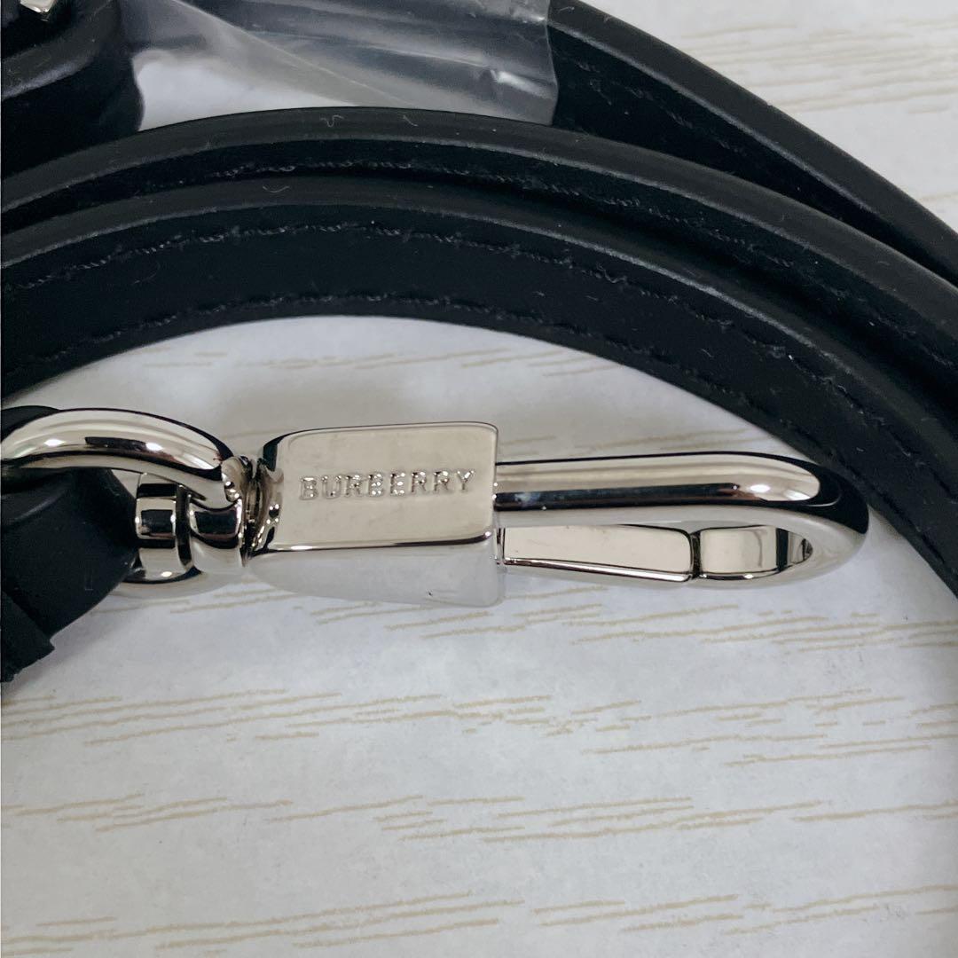 希少 バーバリー 二つ折りストラップ PVC シャドーチェック ケース