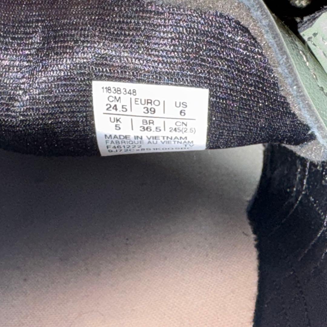 流　Onitsuka Tiger スニーカー オリーブ