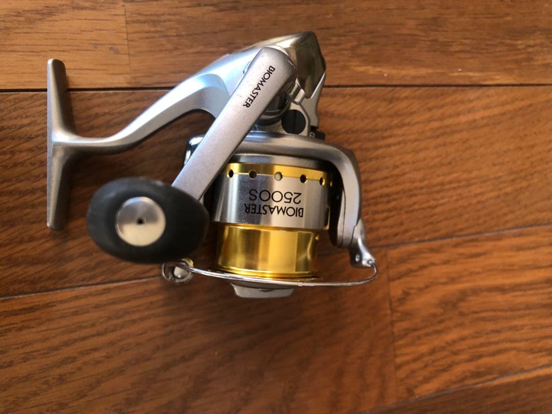 シマノ　バイオマスター2500S 　未使用