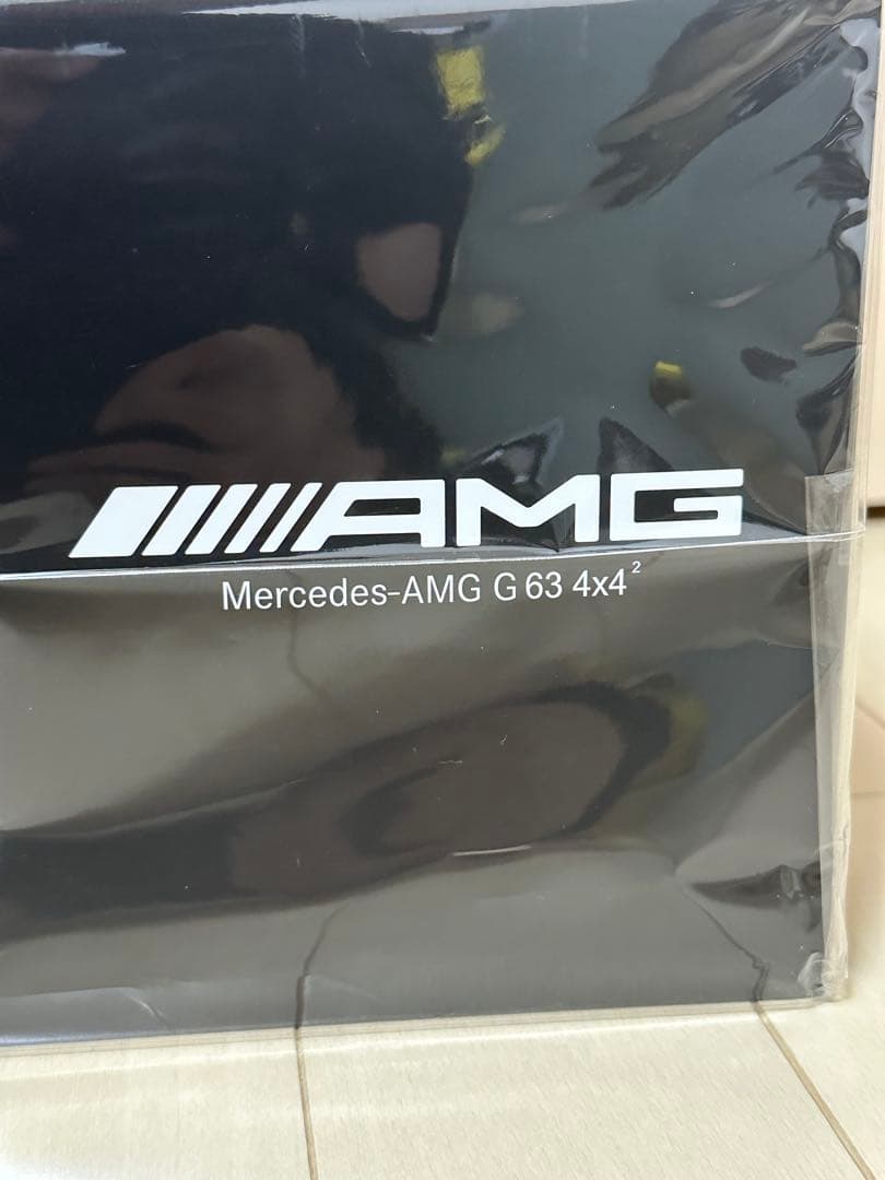 早い物勝ち世界1000台限定メルセデスベンツAMGG63 4×4² 1/18新品