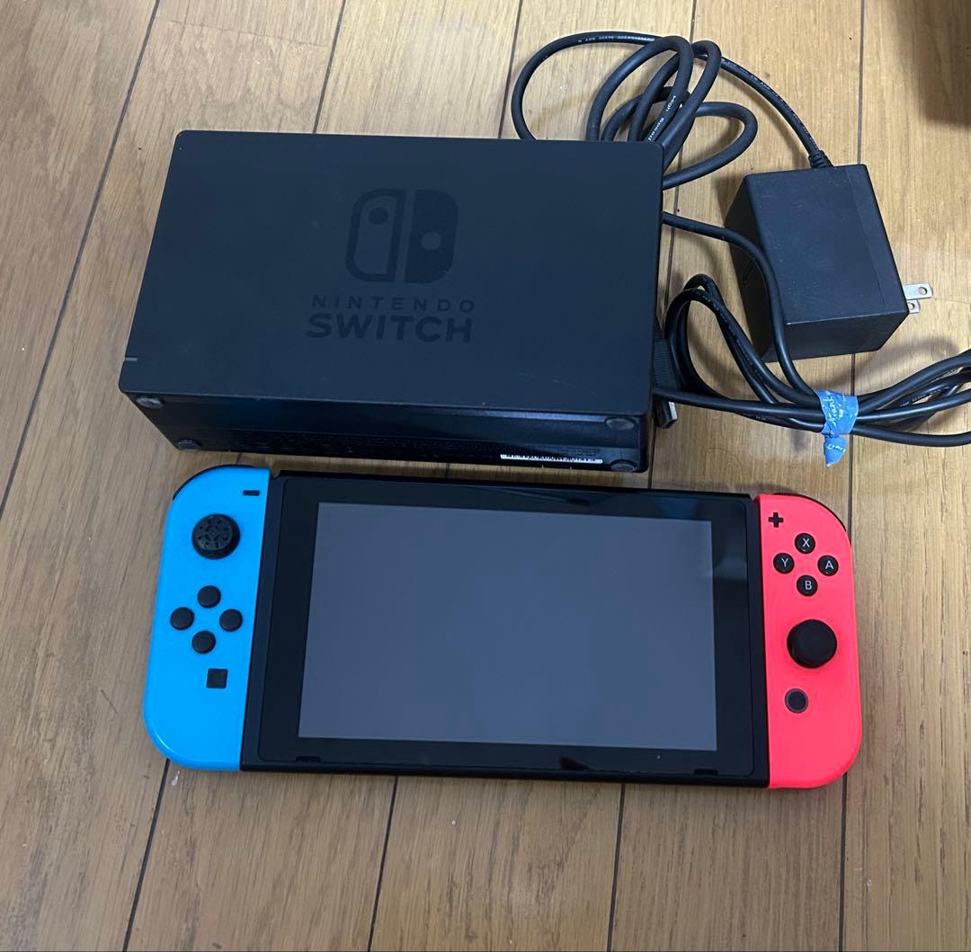 Nintendo Switch 本体 青・赤