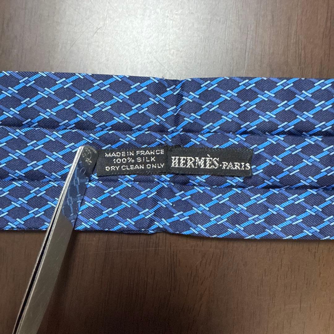 極美品　エルメス　ネクタイ　アスコットタイ　紺　H柄