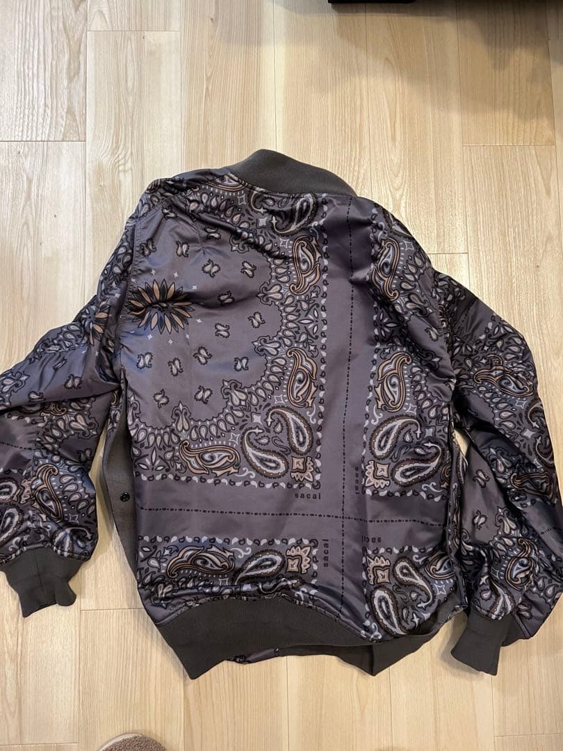 sacaiサカイ　ペイズリー柄　MA-1