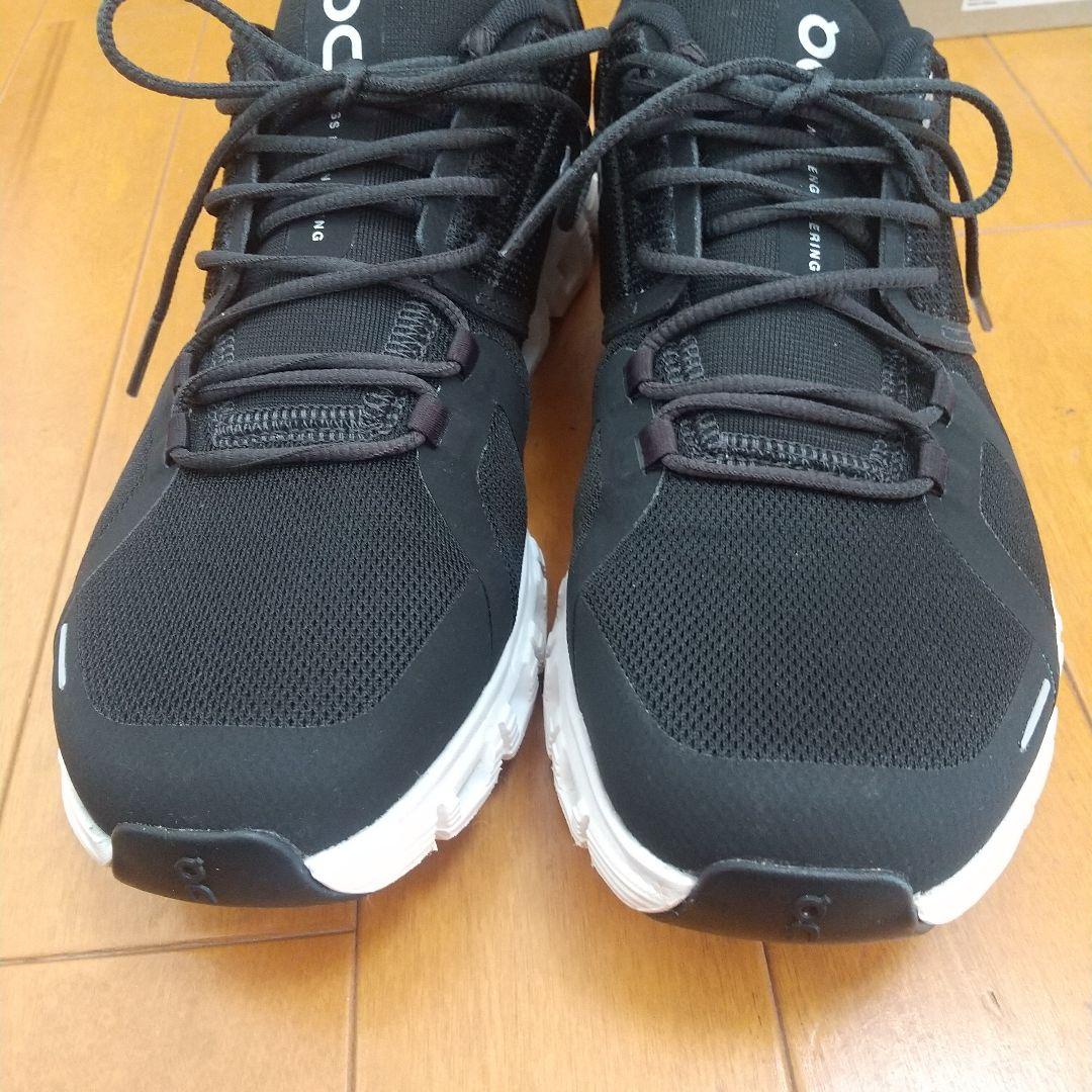 On Cloud6 スニーカー ブラックホワイト　レディース 25cm