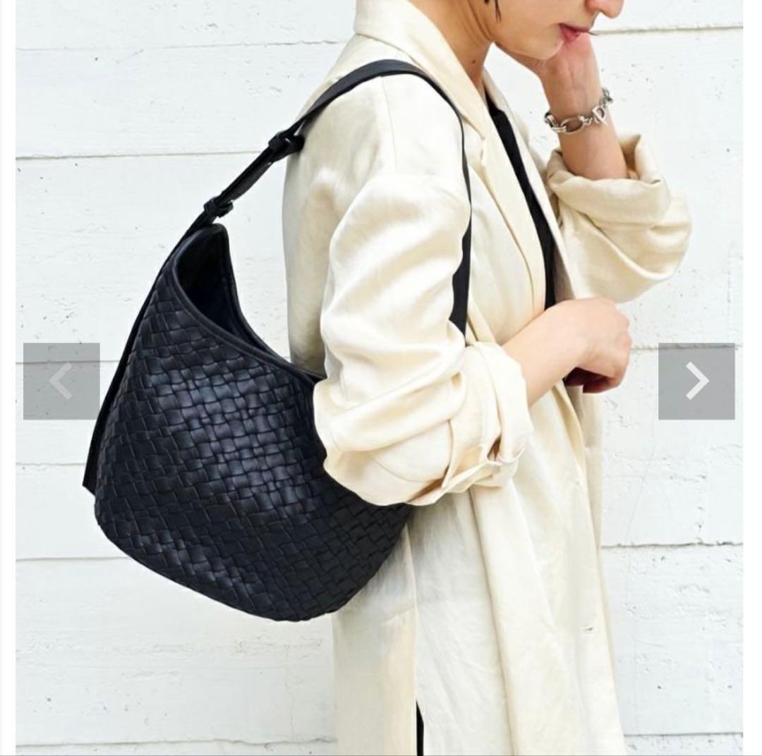 ヴィオラドーロ ハンドバッグ ワンショルダー MIRO レザー ブラック