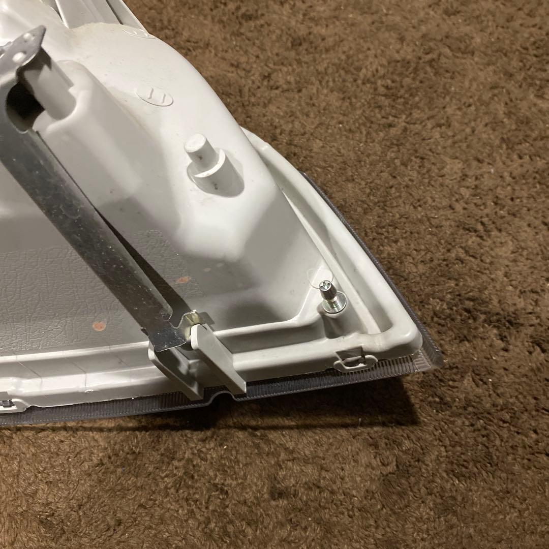 ハイゼットトラック　EBD-S211Pヘッドライト左