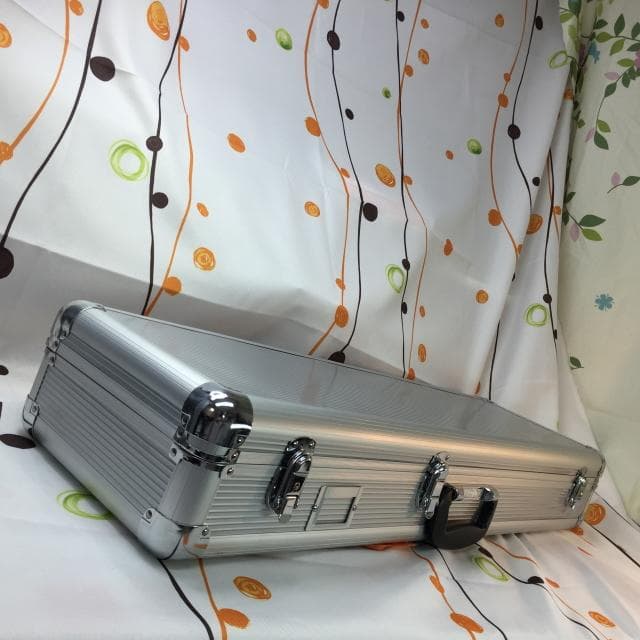 新品未使用(送料無料)13.000円　沖縄三線専用　一丁入アルミハードケース