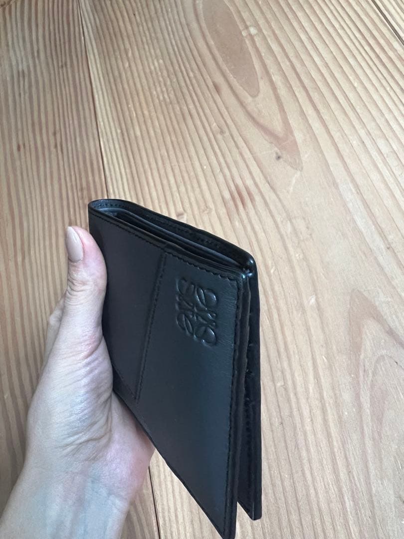 Loewe パズル バイフォールド ウォレット（クラシックカーフ）