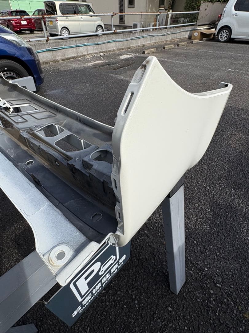 DA17W エブリィワゴン　リヤバンパー パールホワイト