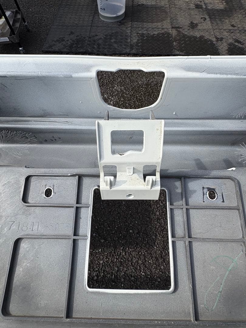 DA17W エブリィワゴン　リヤバンパー パールホワイト