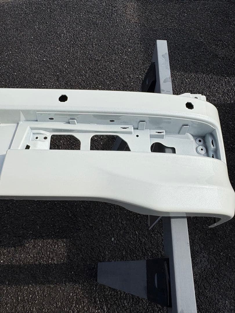 DA17W エブリィワゴン　リヤバンパー パールホワイト