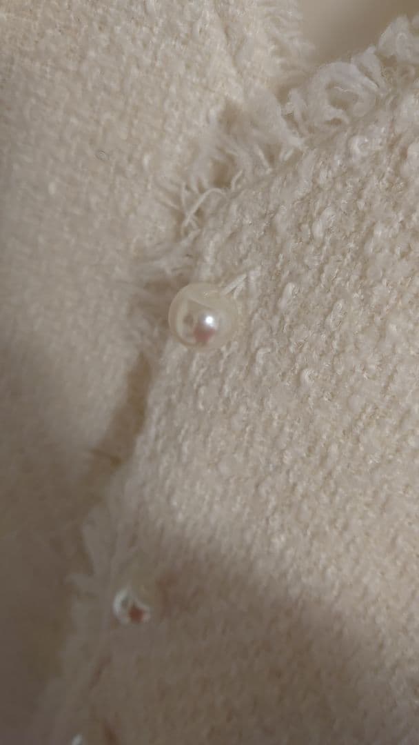 fitmore　MIKIコラボ！パールボタンツイードペプラムジレ