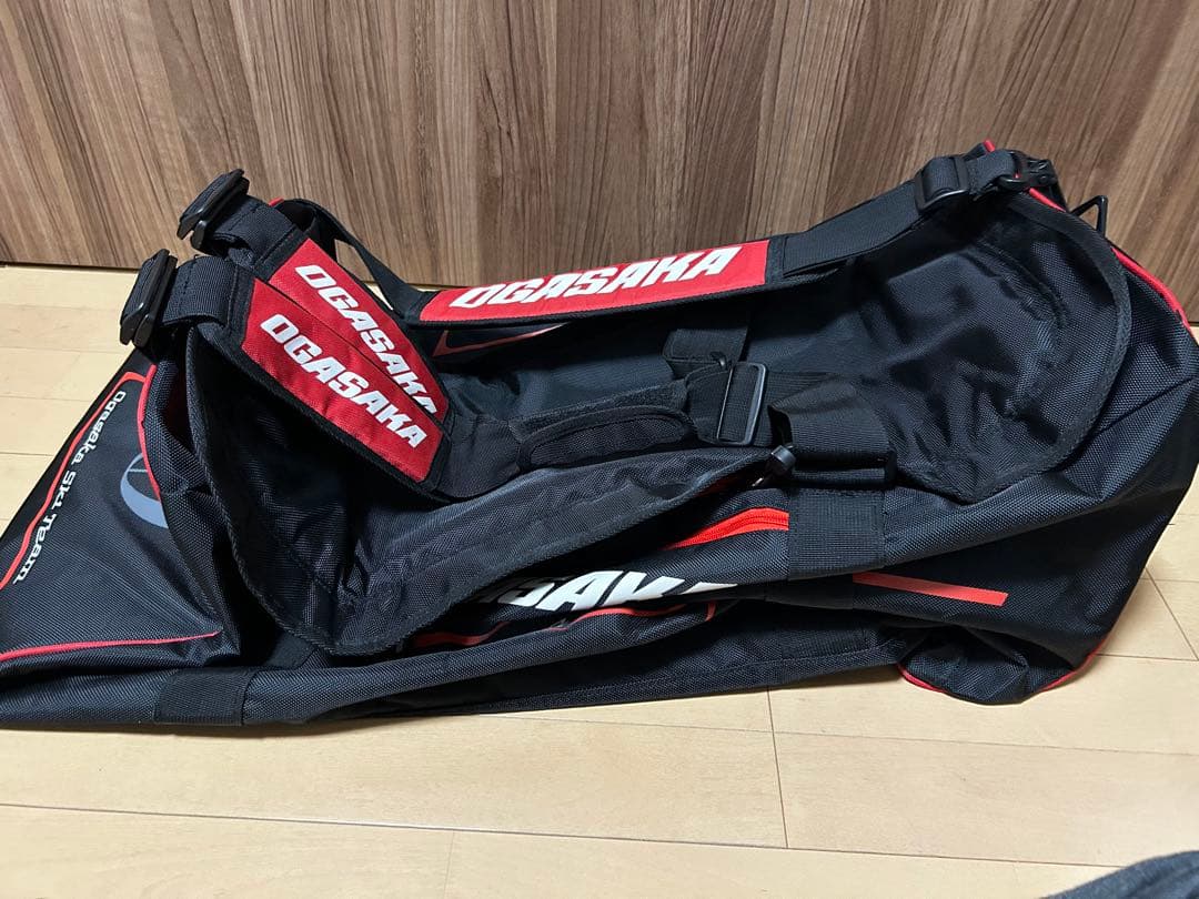 OGASAKA スキー用ダッフルバッグ 黒赤