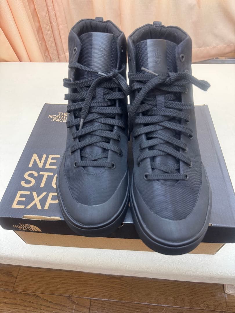 新品　シャトルレースハイウォータープルーフThe North Face