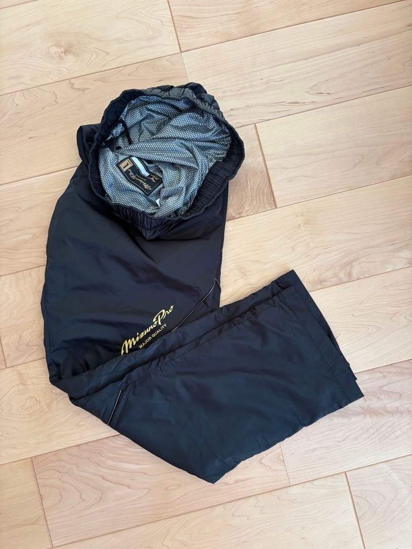 Mizuno スポーツウェアセット（ジャケット・パンツ）