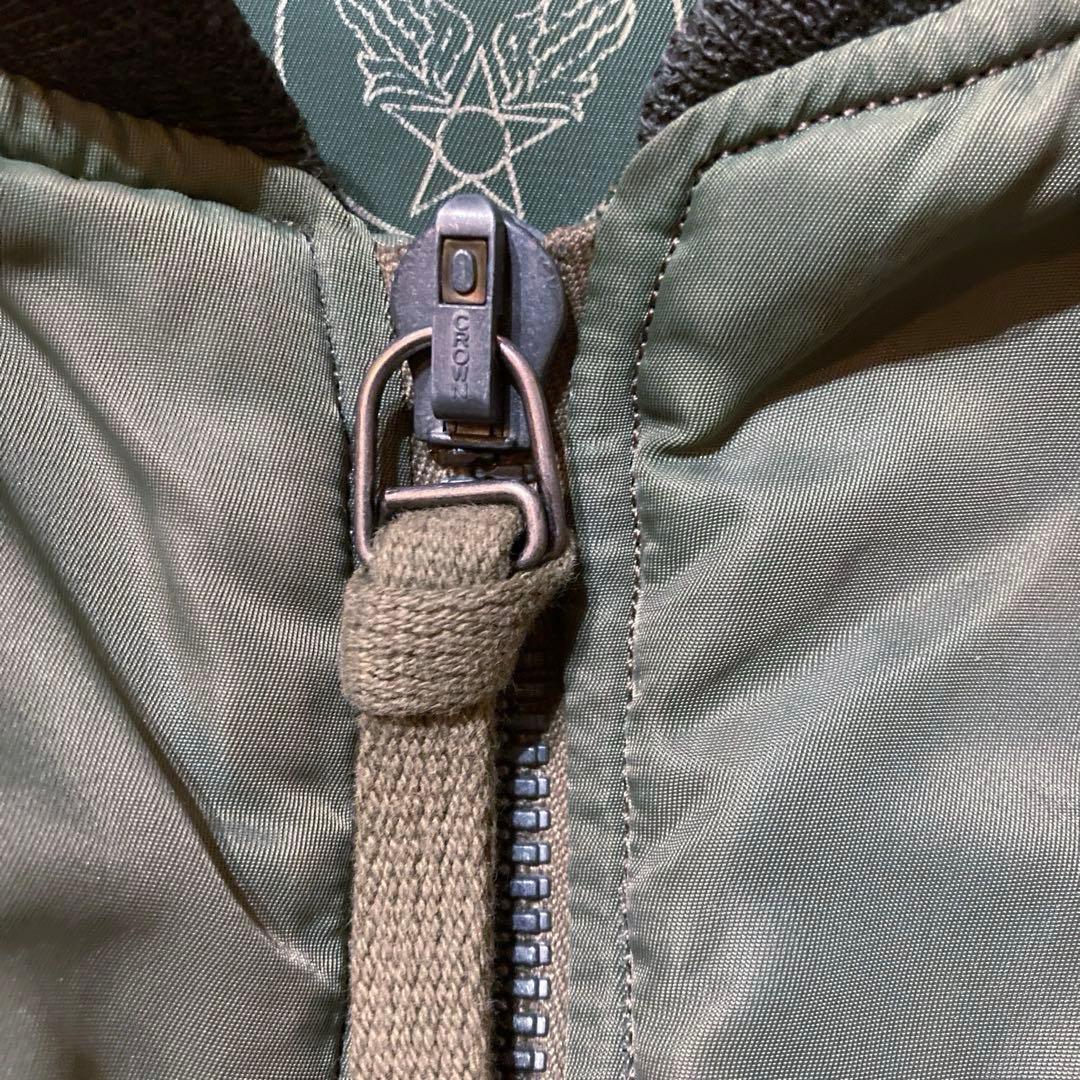 【希少XLサイズ／ライオンユニフォーム】 バズリクソンズ　MA-1