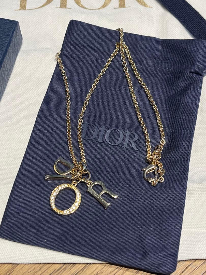 【極美品】ChristianDior ロゴ　ラインストーン ネックレス ゴールド