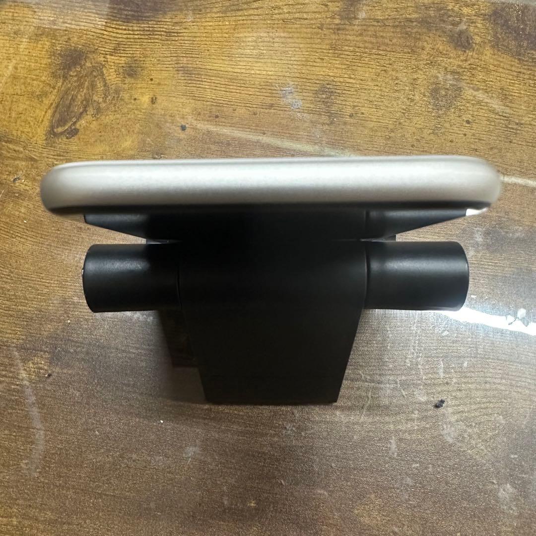 iPhoneSE3 128GBホワイト SIMフリー バッテリー100%