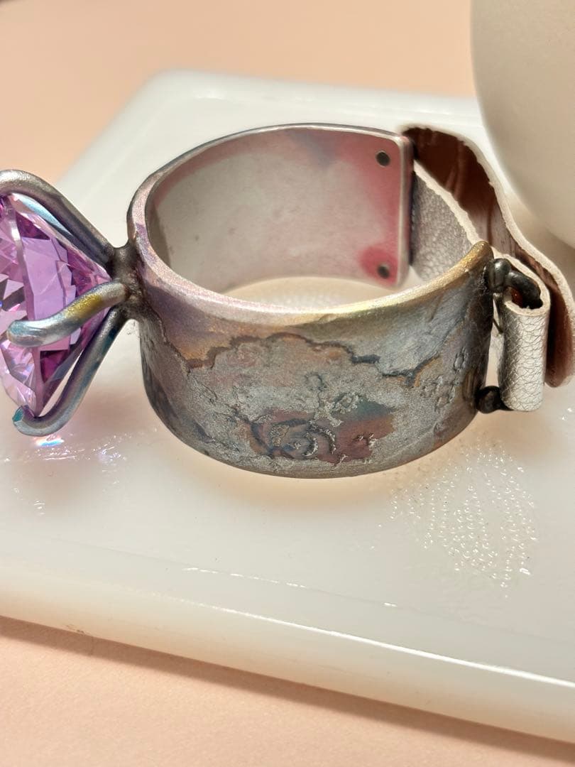 ピンクジルコニア　バングル　レース型押し