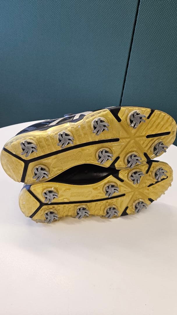 ASICS ゴルフシューズ