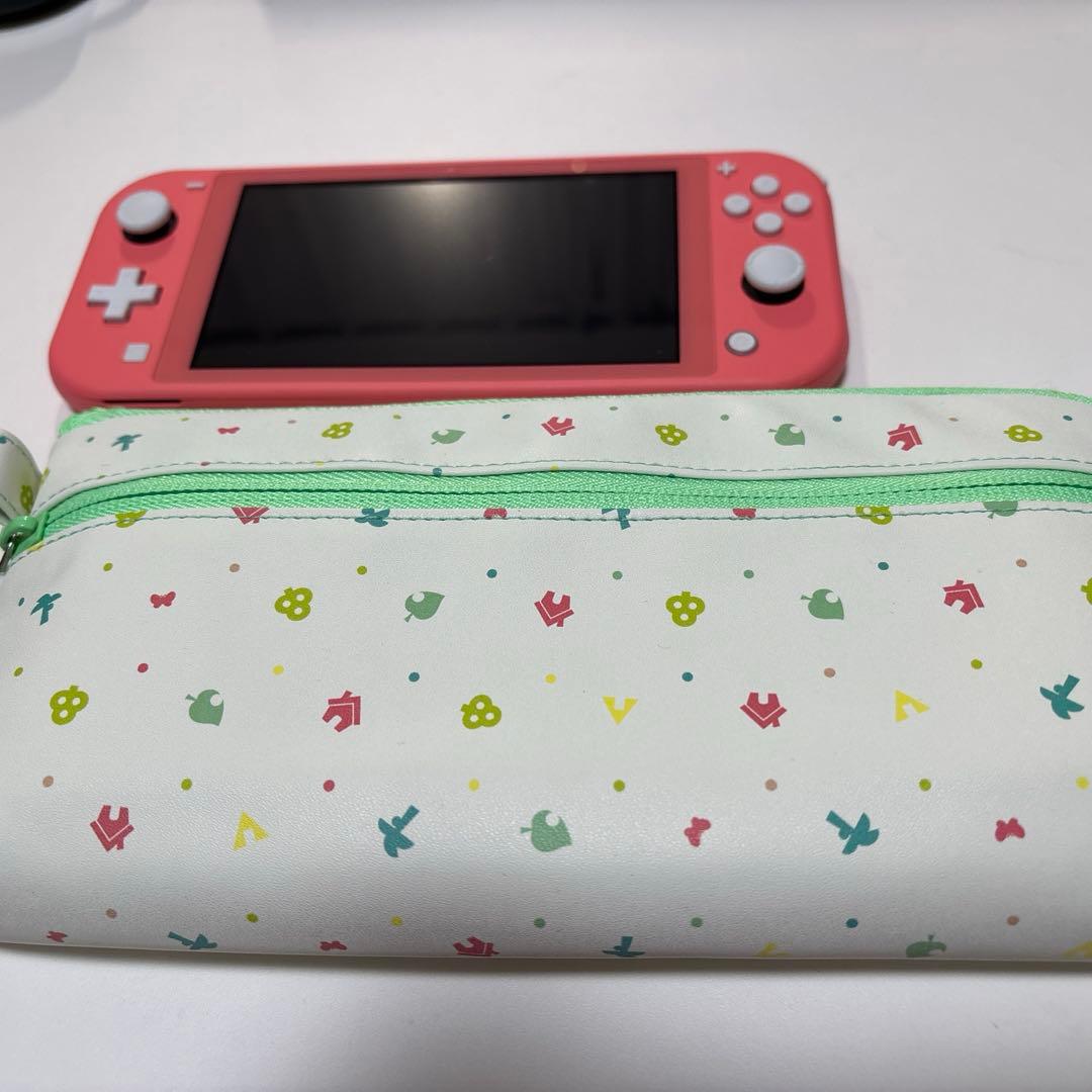 Switchライト コーラル 美品 ケース付き