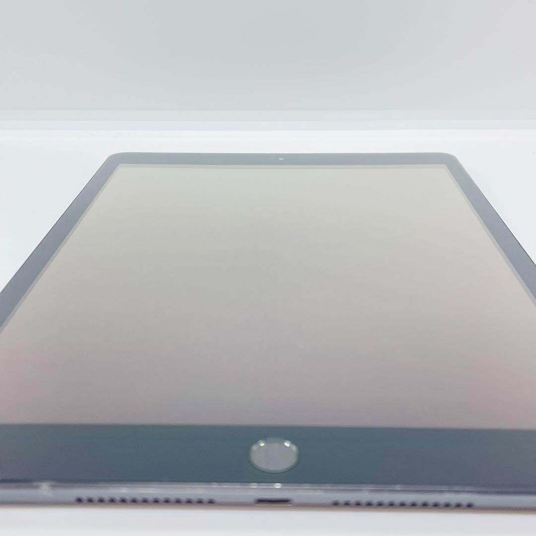 最新iOS26.2！ iPad 第8世代 グレー 32GB 本体APPLE