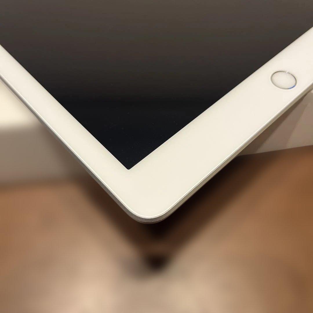 Apple iPad（第5世代） 32GB シルバー