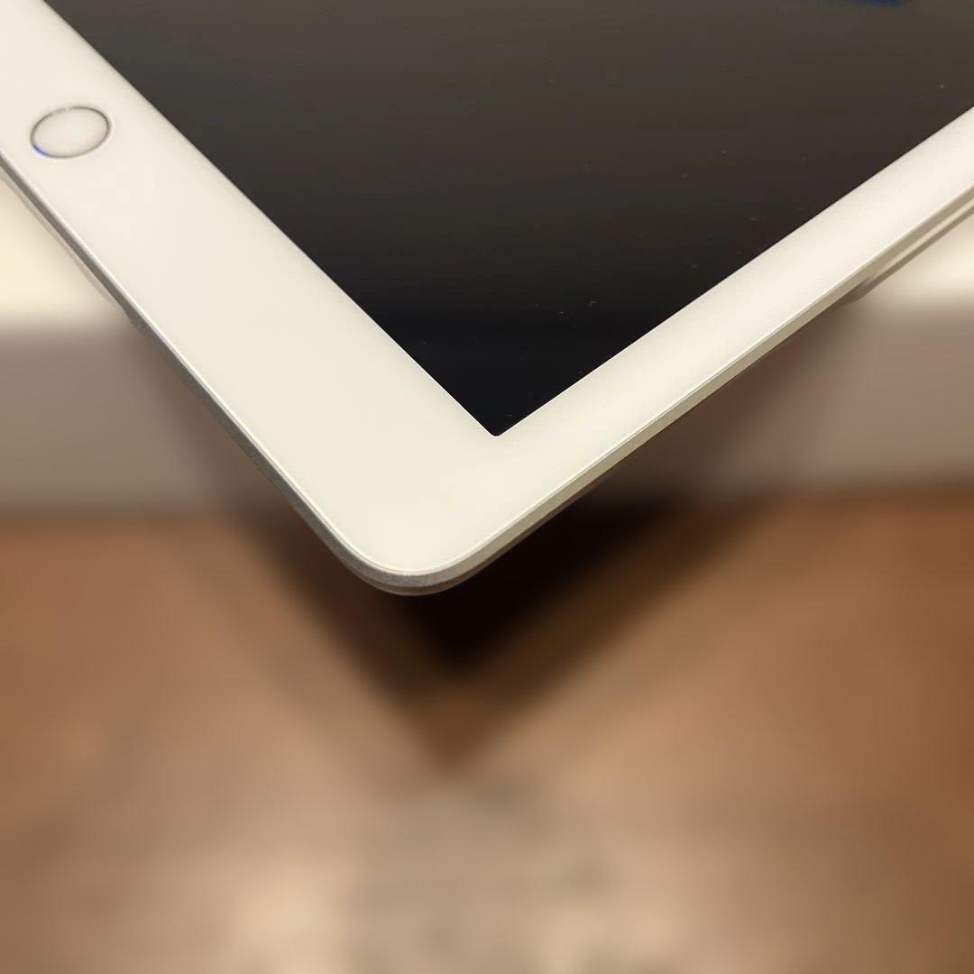 Apple iPad（第5世代） 32GB シルバー