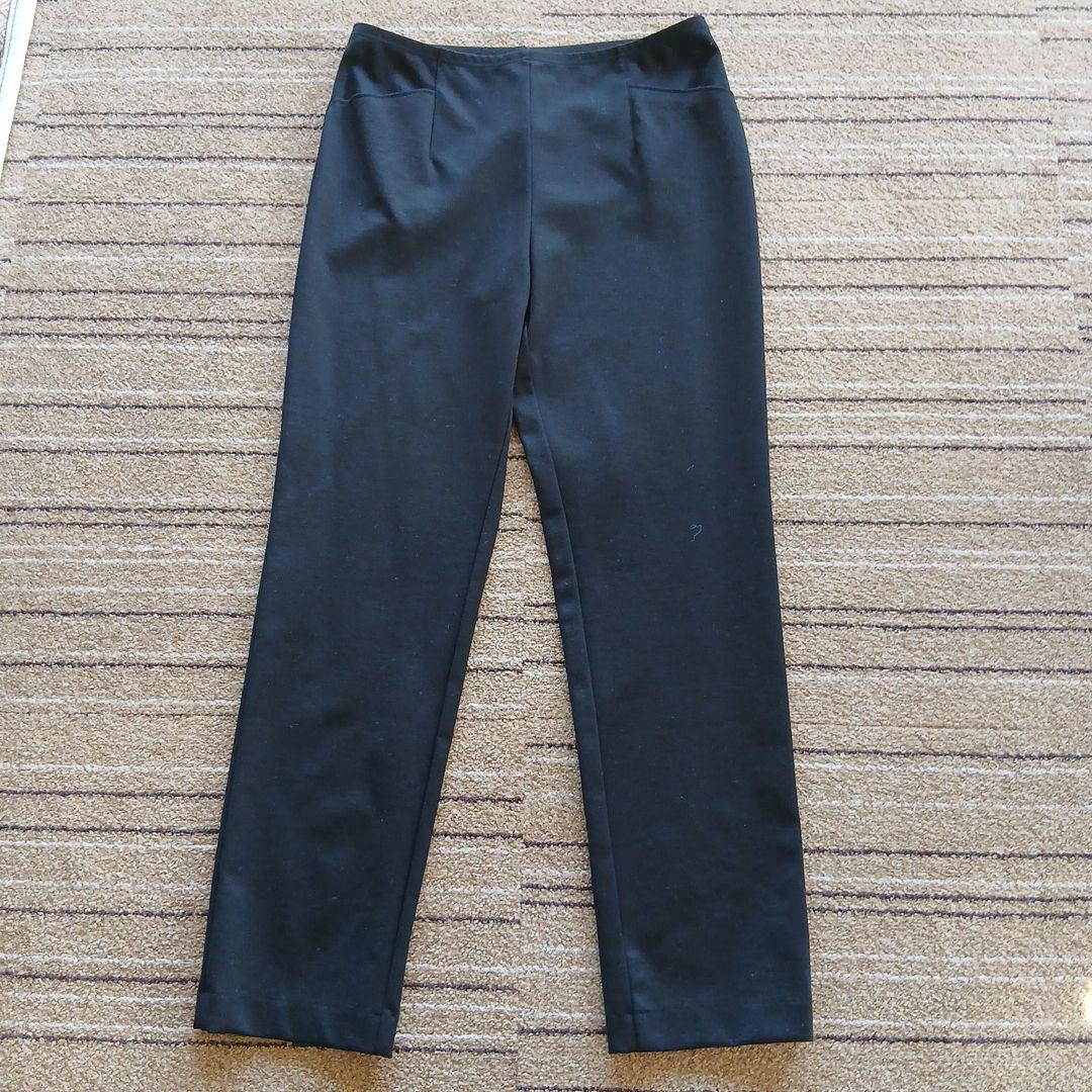 Sky　有木P2ライトグレー ・ブラックのパンツポケット付き2点新品未使用