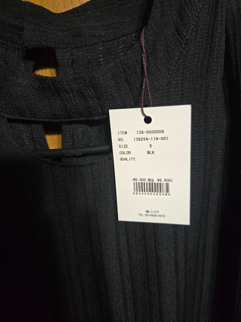 OLUN ワンピース Sサイズ 新品タグ付き