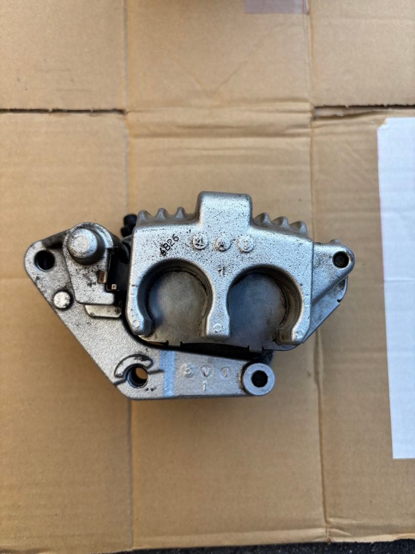 【純正】ハーレーダビッドソン ブレーキキャリパー　ブレーキマスター　セット売り