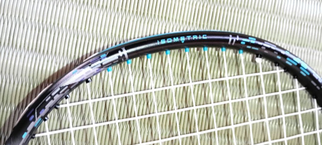 【美品】【2月1日20:00までの出品です】ヨネックス　アストロクス88Sゲーム