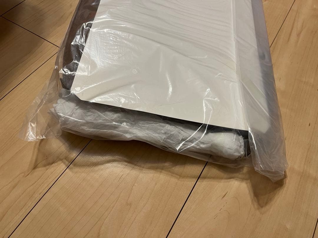 【yomo企画】チャーム付きワンハンドルベルトデザインバック