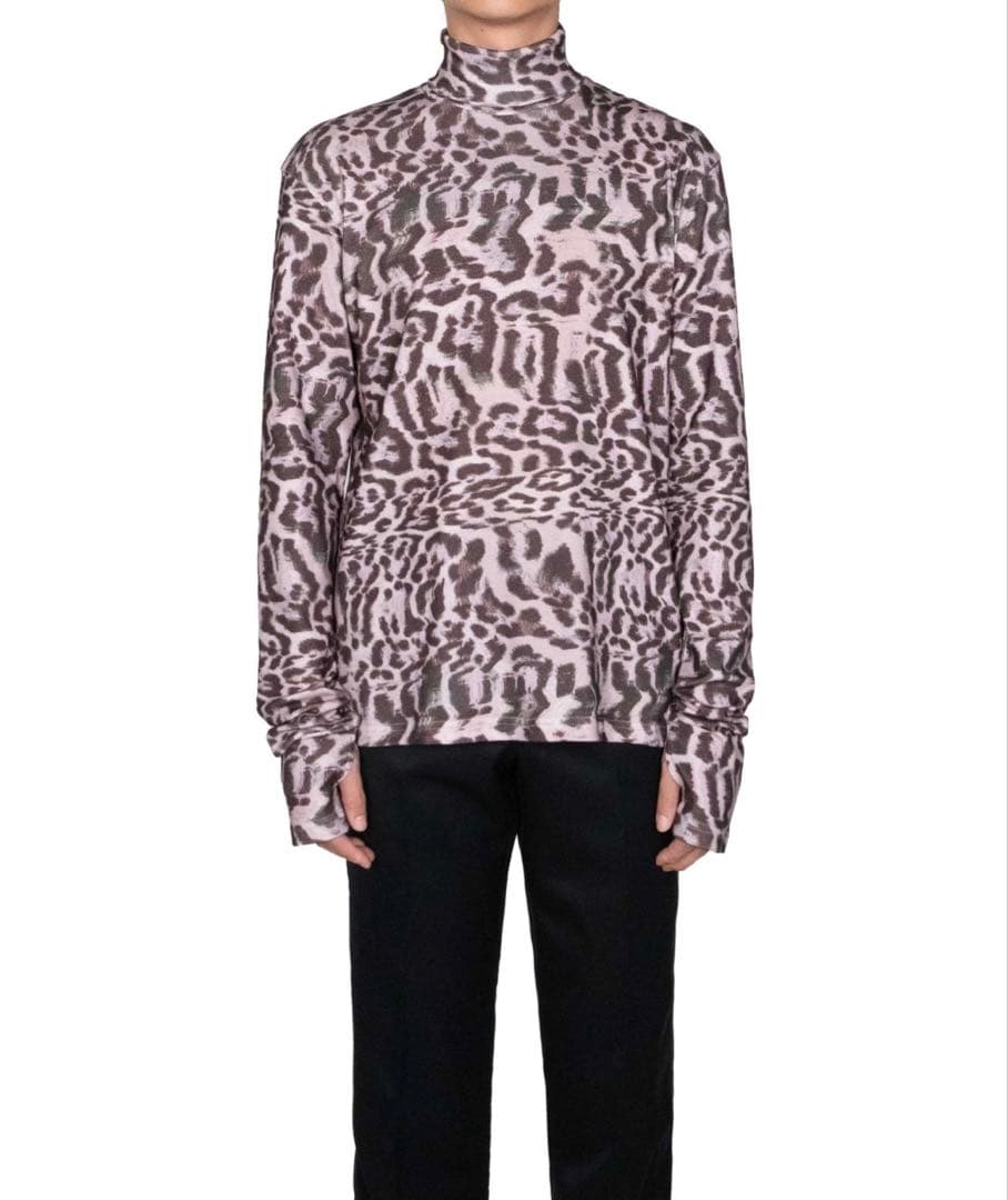 JOHN LAWRENCE SULLIVAN レオパードプリントタートルネック