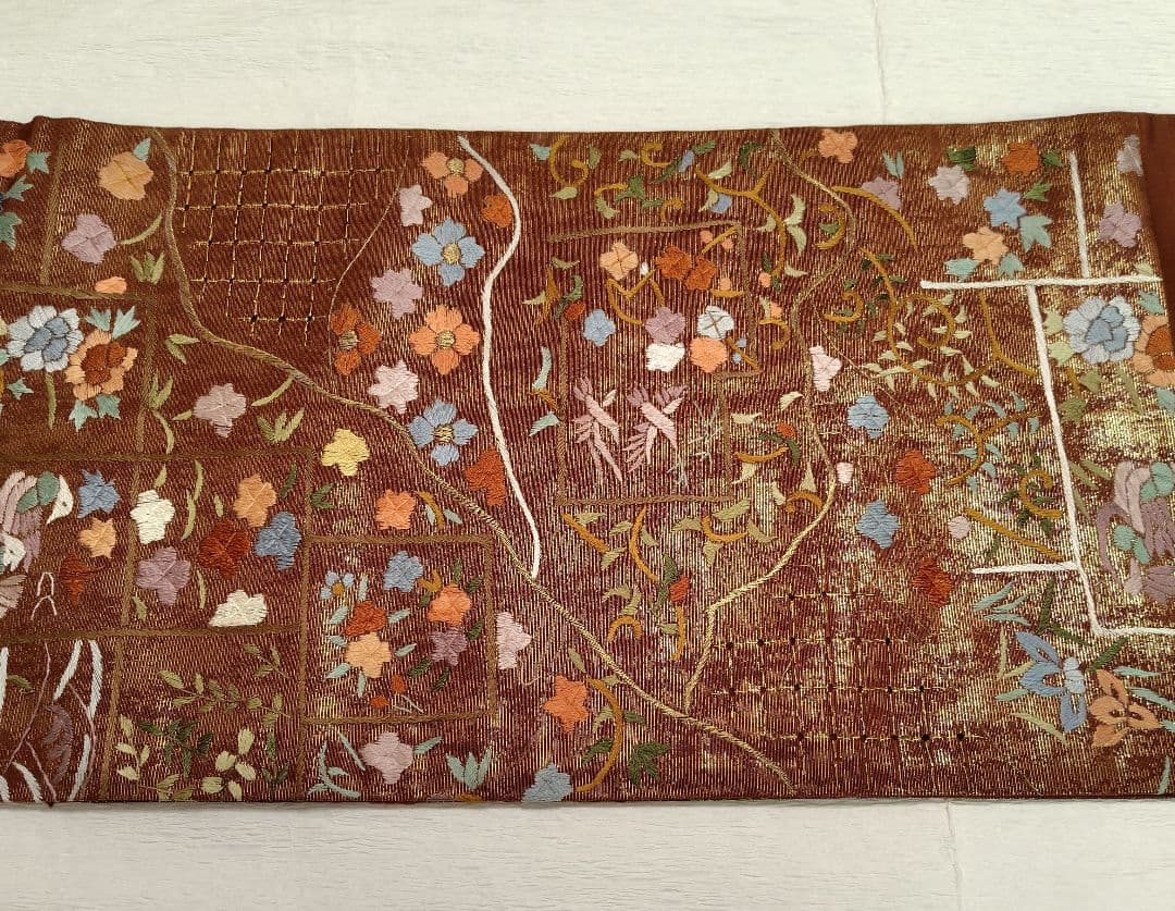 刺繍　袋帯　豪華　金糸