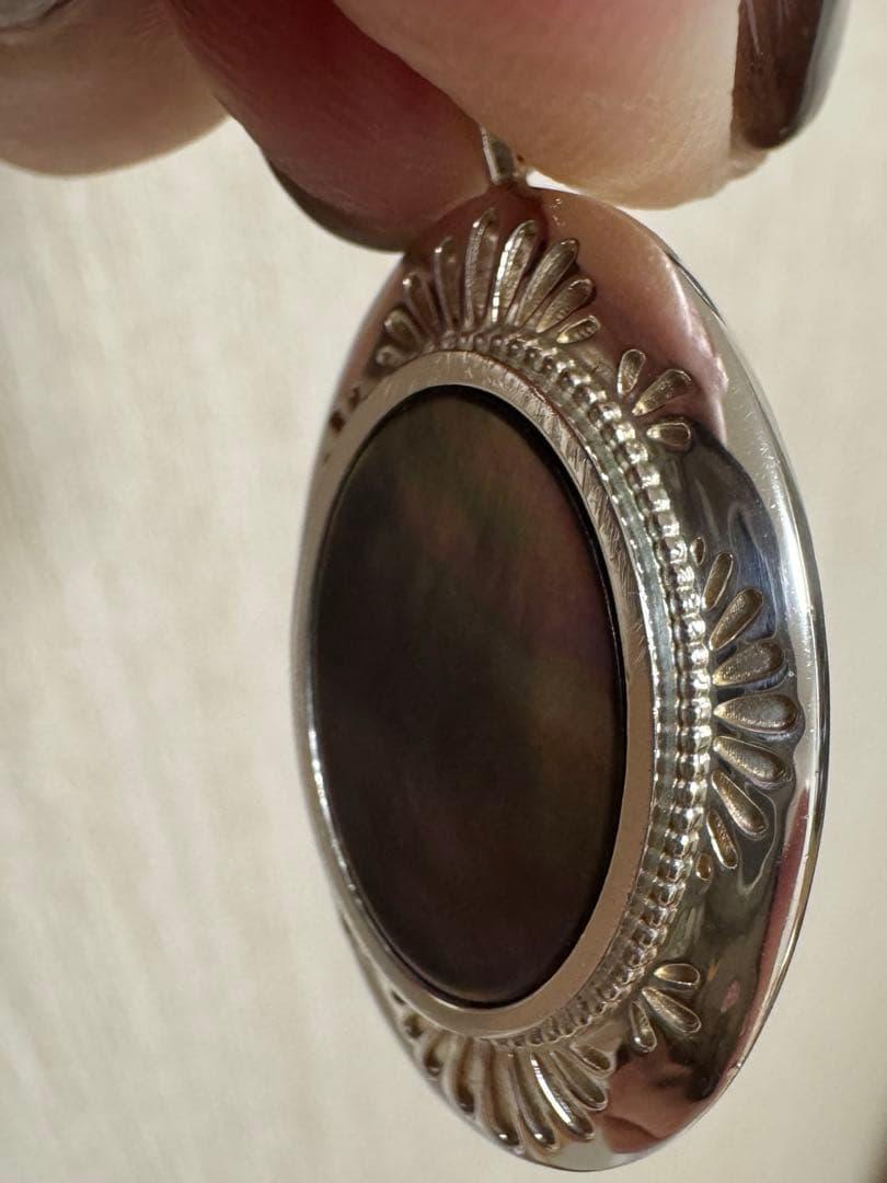 アガット✴︎silver チャーム✴︎黒蝶貝