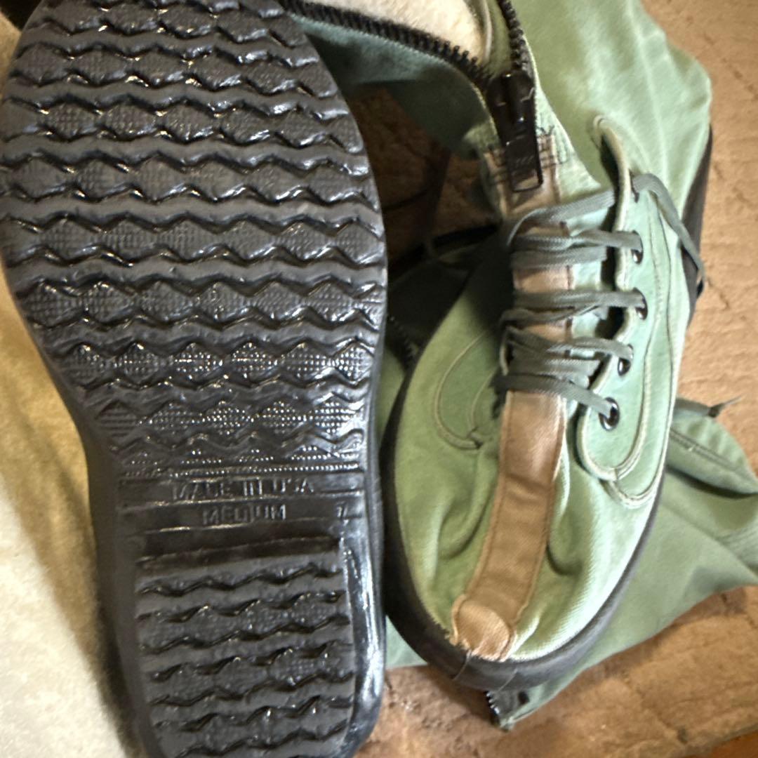 ミリタリーブーツ 緑色 キャンバス製
