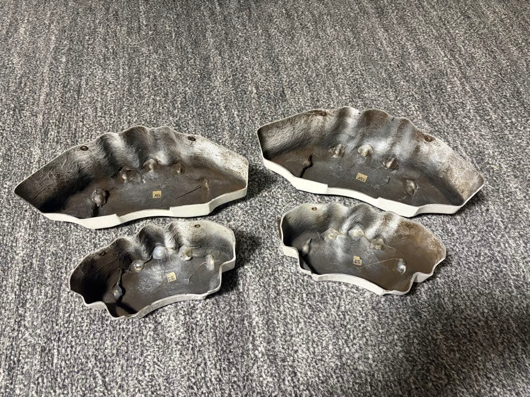 60ハリアー　ROJAM ブレーキキャリパーカバーセット ホワイト