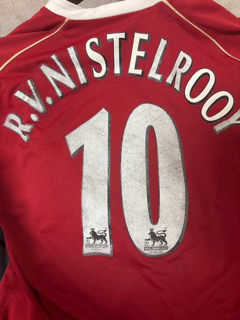 マンチェスターユナイテッド ファンニステルローイ ユニフォーム