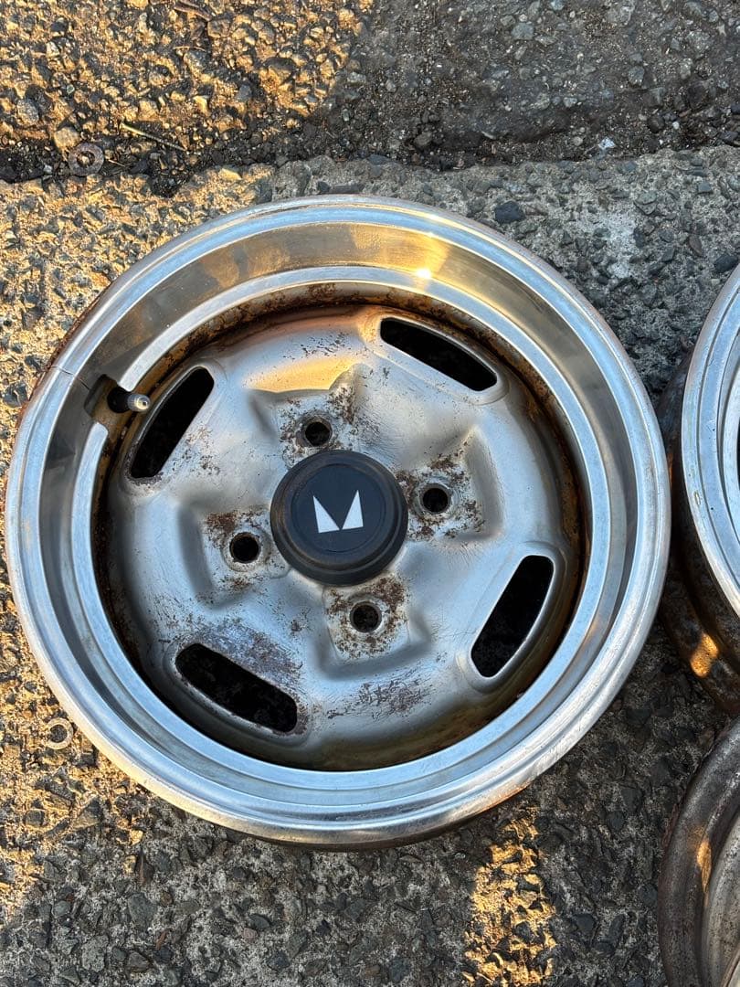 希少　いすゞ117クーペ ベレット　純正ホイール　4本