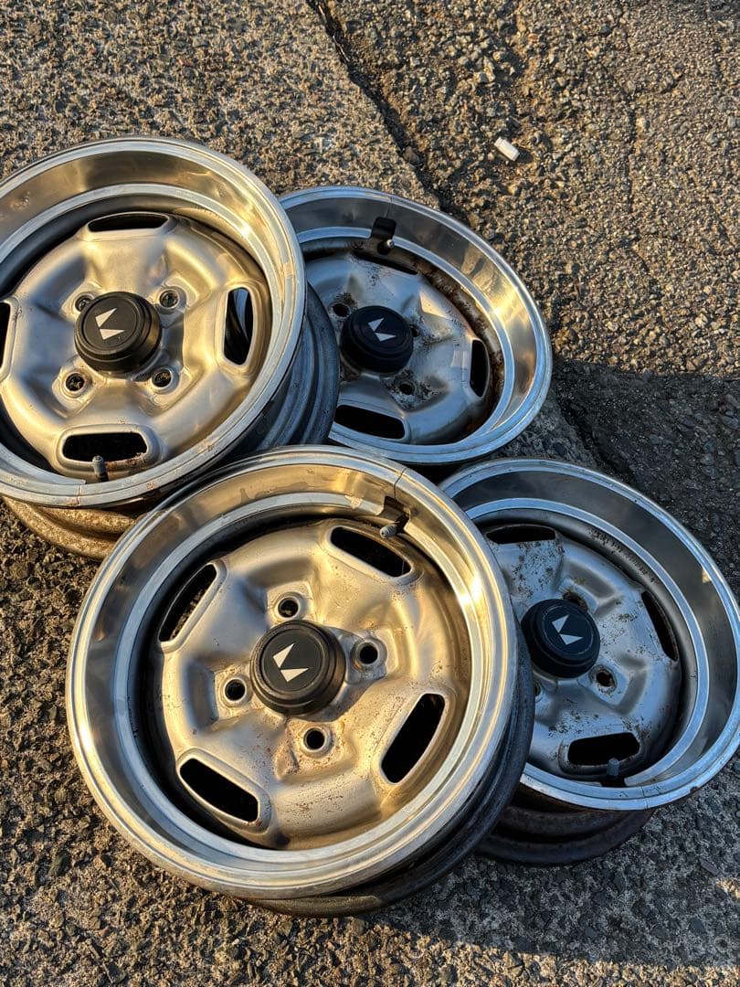 希少　いすゞ117クーペ ベレット　純正ホイール　4本