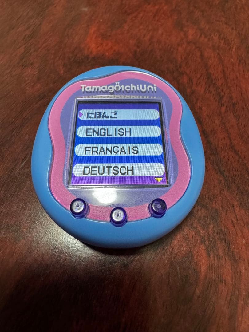 たまごっちユニ　Tamagotchi Uni ブルー