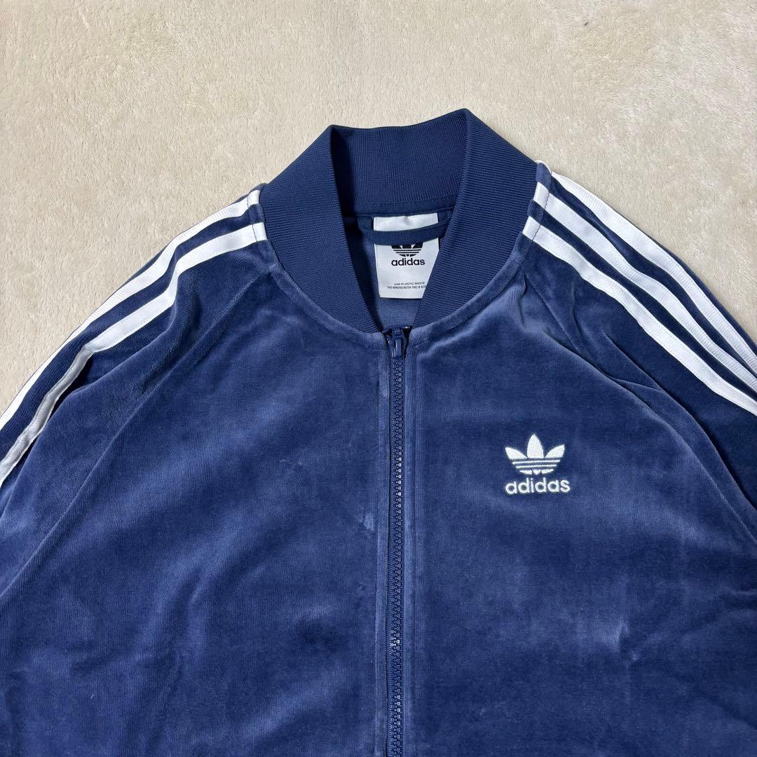 アディダスオリジナルス ベロア SSTトラックジャケット ネイビー 紺