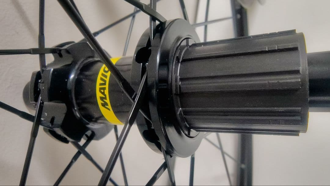 Mavic Aksium ディスク　完組ホイール 　前後セット